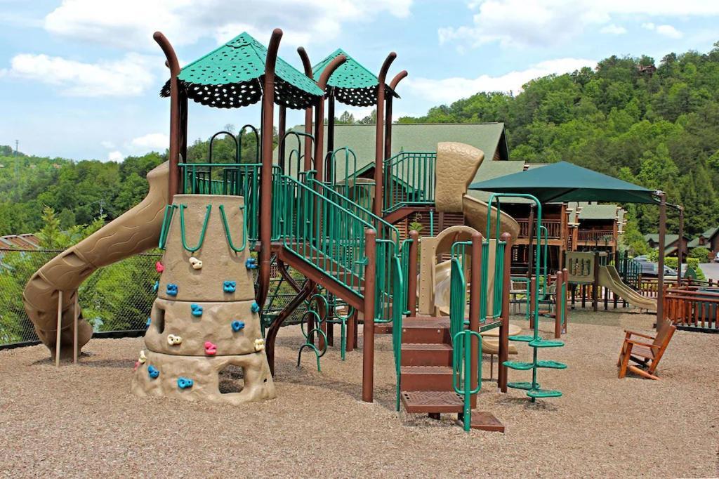 2Br Westgate Resort Sleeps 10 - Smoky Mtn Condo With Free Water Park Gatlinburg Ngoại thất bức ảnh